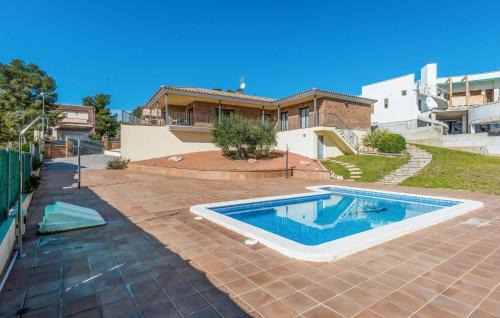 Roda de Bara Maison | 4 Bedroom Lovely Home In Roda De Bara