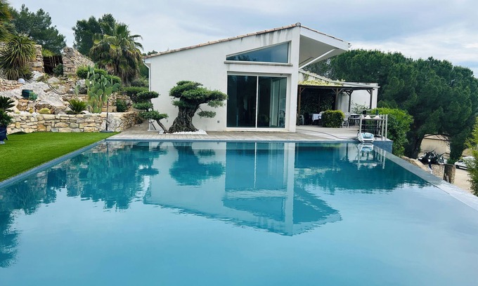 Caveirac Maison | Vrbo Property