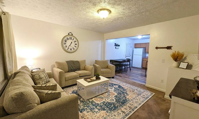Blacksburg Maison | 4 Bedroom Spacious Home - Close to VT