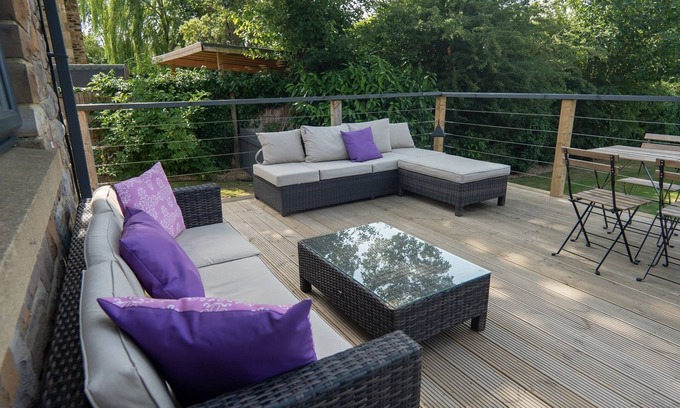 Broompark Appartement | 4 Bedroomed Ground Floor Apartment with Hot Tub and Sauna