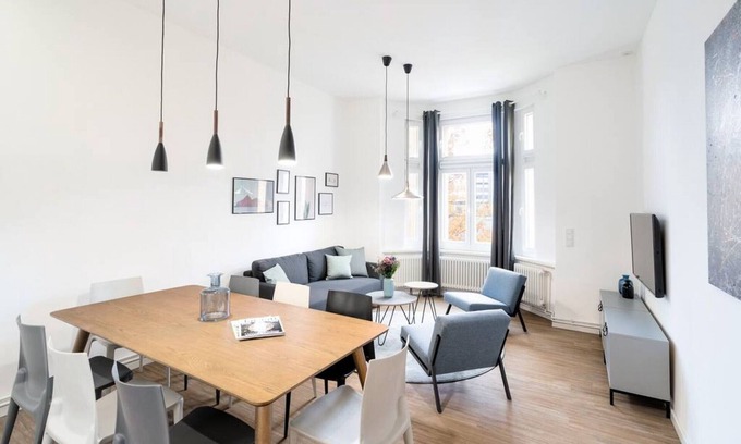 Mitte Appartement | 4-Bedrooms Apartment (130sqm) with a comfy balcony(6)