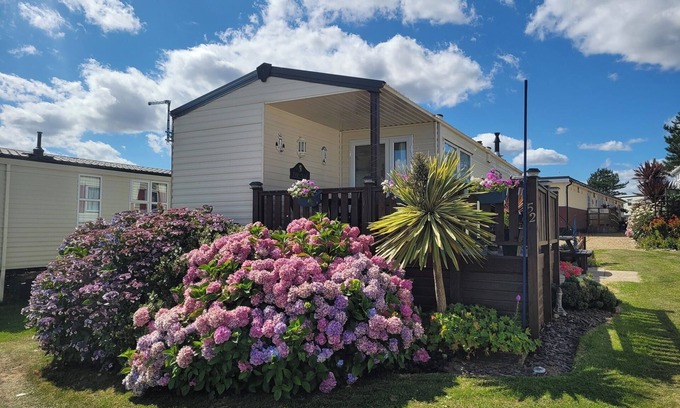 Aldborough Maison | 4 couchettes Holiday Caravan avec vue imprenable sur la mer 5 ☆ classé avec grand pont extérieur