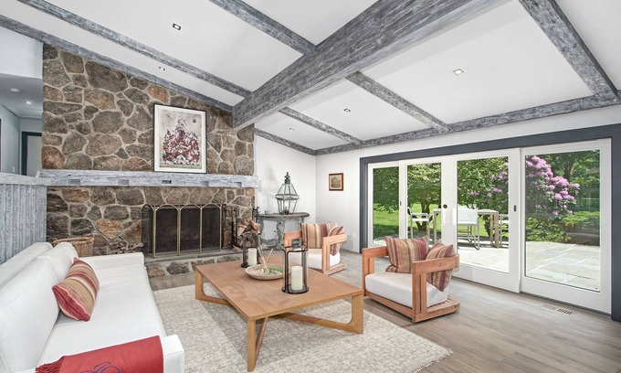 Southport Maison | 4 BR Charming CT Country Retreat