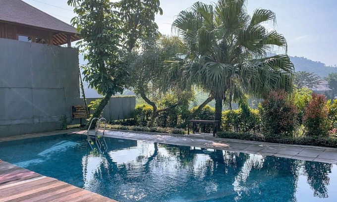 Bandung Villa | 4 BR Pool Villa Dago, vue sur la montagne