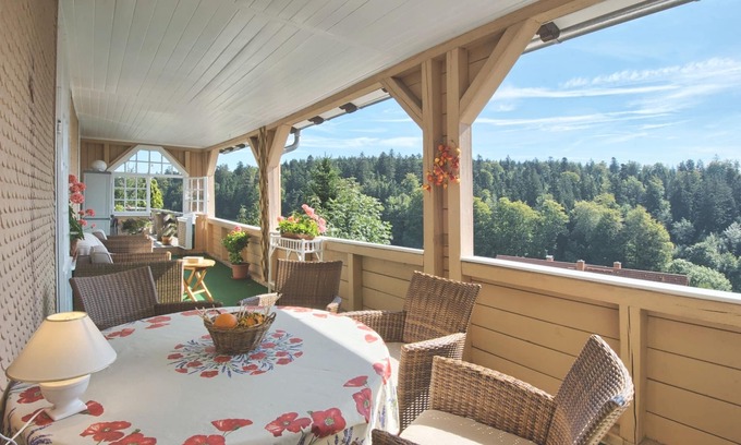 Sankt Maergen Appartement | Appartement confortable avec 4 chambres et vue panoramique sur la Forêt-Noire