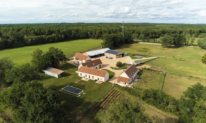 Pruniers-en-Sologne Autre | 4 gîtes avec piscine en Sologne