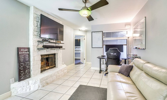 Parker Lane Copropriété | 4 Mi to Dtwn: Gem w/ Pool Access & Patio in Austin