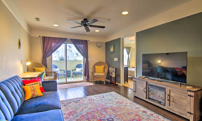 Lewes Copropriété | 4 Mi to Ocean: Lewes Beach Condo w/ Screened Porch