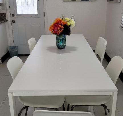 Garfield Appartement | 4 MINUTES TO BEACH VACATION PLACEE