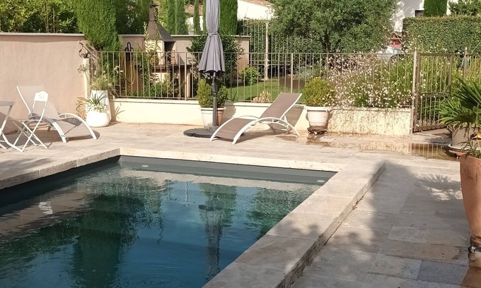 Aubignan Maison | Gîte 4 personnes en Provence avec piscine