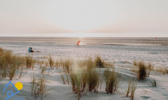 Renesse Maison | 4-person holiday chalet at Julianahoeve in Renesse