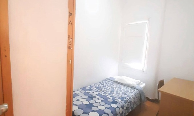 La Maternitat i Sant Ramon Appartement | (4) ROOM PRIVATE INDIVIDUAL WITH SUNNY TERRACE OF 200 M2