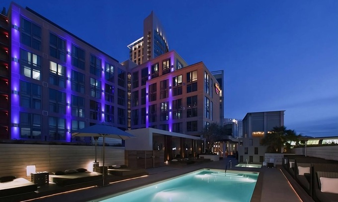 Gaslamp Quarter Hôtel | 4 Suites at Hard Rock Hotel San Diego, Sun And Music at Rooftop Pool!