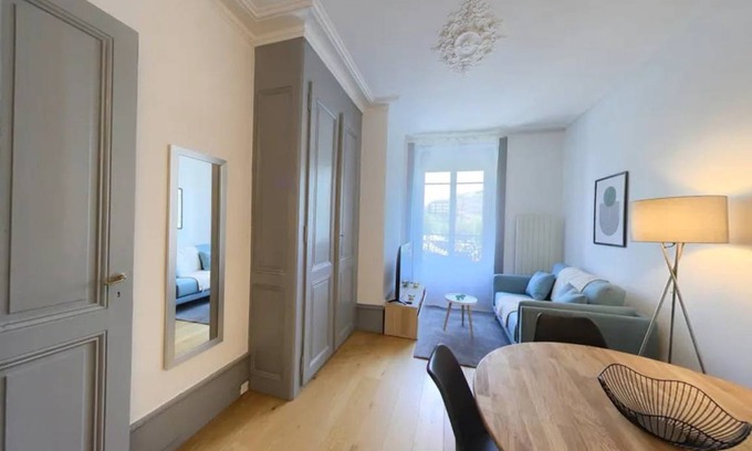 Eaux-Vives Jeu-de-l'Arc Appartement | 40 m² Appartement ∙ 1 chambre ∙ 2 personnes