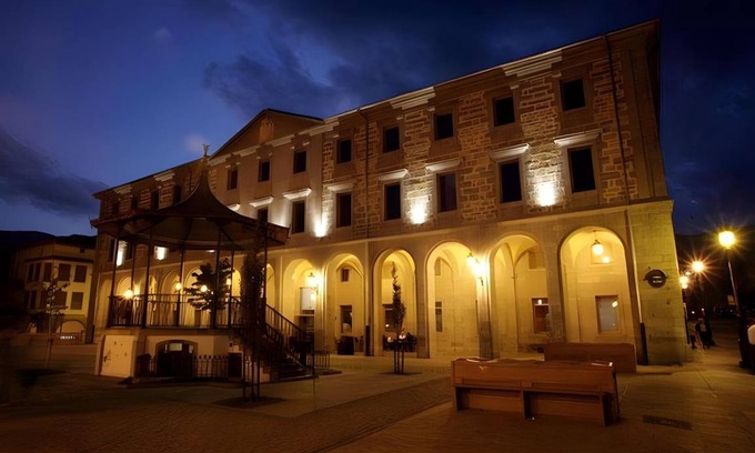 Orduna Hôtel | 40 m² Hôtel ∙ 127 personnes