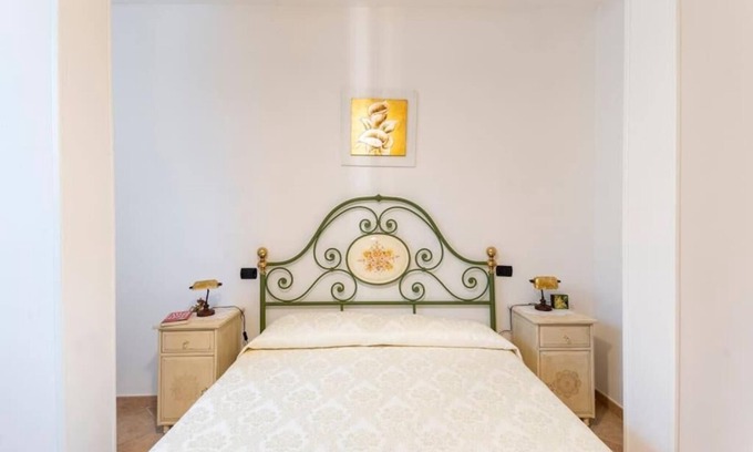 Santa Lucia Maison | 400 meters from the bus stop that takes you to Rome Tiburtina in 20 minutes