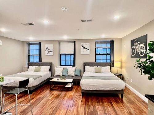 Logan Square Appartement | 406 Luxury KING BED in central city of Philad