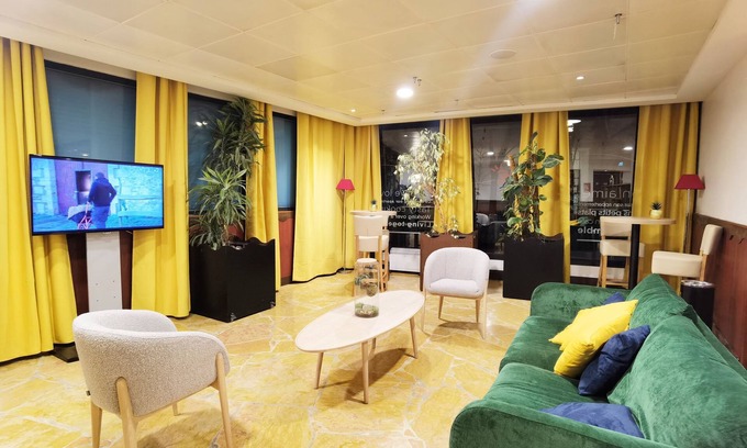 Faubourg de l'Arche Appartement | 40m2 apt with balcony near Paris La defense ar
