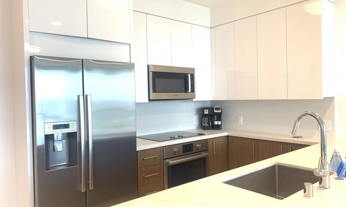 Ala Moana Copropriété | 40th Floor One Bedroom Condo