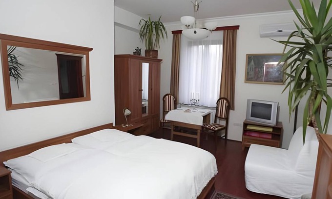 Sopron Lit Et Petit-Déjeuner | 42 m² Chambre d'hôtes ∙ 5 personnes