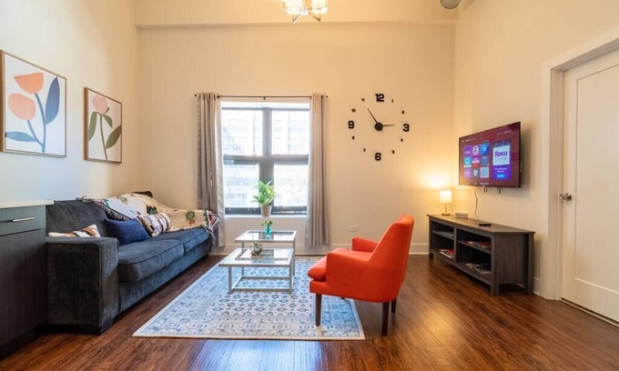 Near South Side Appartement | 420 friendly 3BR/2BA heaven with optional parking
