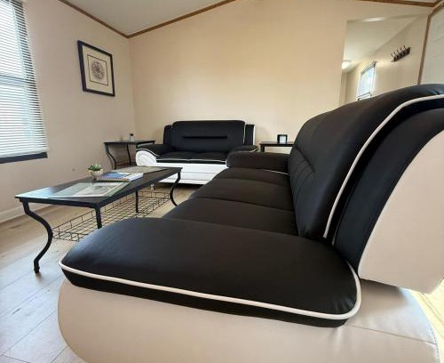 Belleville Maison | 420 Oasis