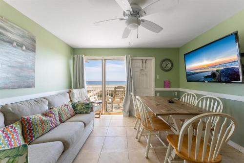 Wildwood Crest Appartement | 427 E Miami Ave, Unit 505