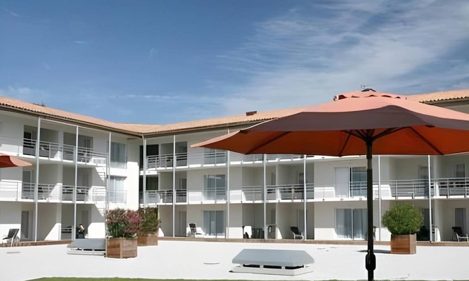 Lagord Appartement | 43 m² Résidence de tourisme ∙ 2 chambres ∙ 10 personnes