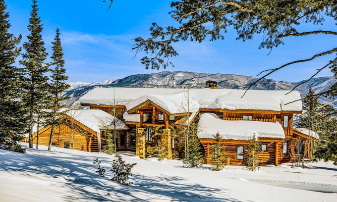 Gallatin Gateway Cabine | 448 m² Chalet ∙ 4 chambres ∙ 8 personnes
