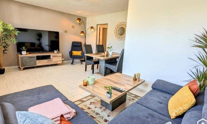 Fleury-les-Aubrais Appartement | 45 m² Appartement ∙ 1 chambre ∙ 3 personnes