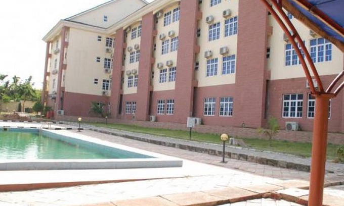 Lokoja Hôtel | 45 m² Hôtel ∙ 2 personnes