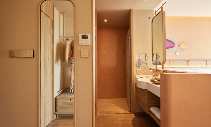 Ubon Ratchathani Hôtel | 47 m² Hôtel ∙ 127 personnes