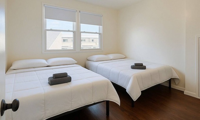 Old Town Appartement | 4B Private Unit Free Wi-Fi LAX Fantastic 1-bedroom apartment in Torrance Disney