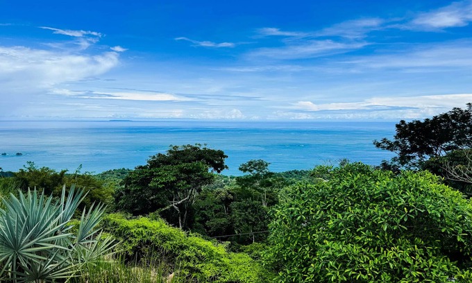 Ballena Maison | 4bdr House in Uvita LORO | Panoramic Ocean Views