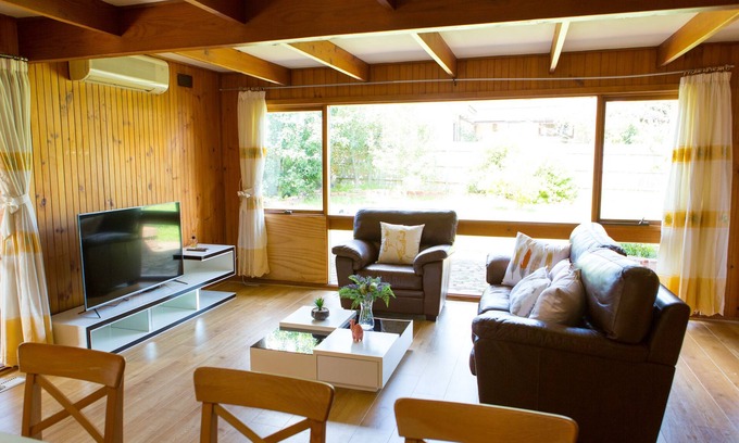 Burwood East Maison | Maison spacieuse entièrement meublée pour votre équipe avec Netflix et WIFI