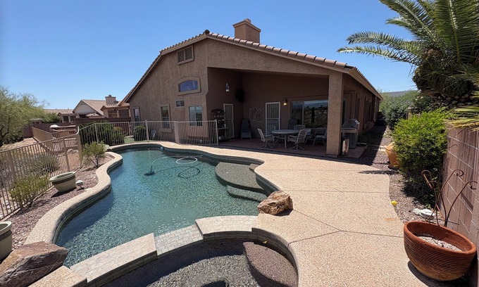 Serenidad Maison | 4BR/2.5BA with Pool, Grill & Stunning Mountain Views - Catalina Foothills Tucson