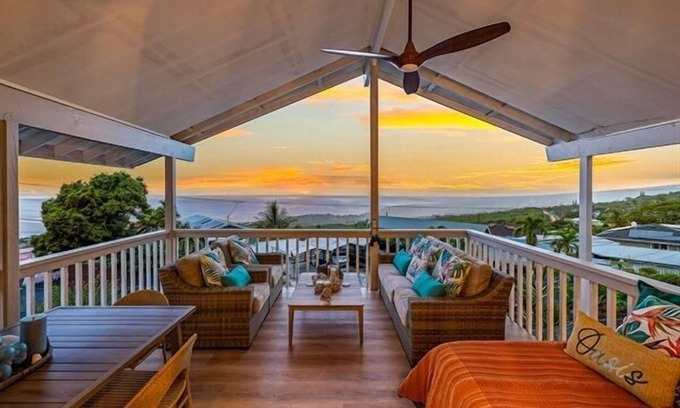 Kahaluu-Keauhou Maison | 4BR/3BA Ocean-View Home + Private Pool & Separate Ohana Suite | 2 Full Kitchens