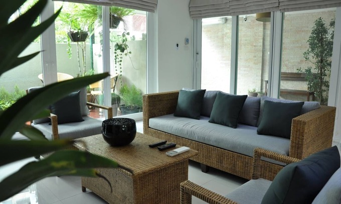 Ekkamai Maison | 4BR, maison confortable et à la mode
