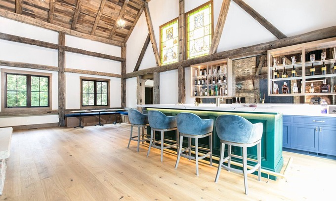 Georgetown Maison | 4BR Fr. Sorin's House w/ Pool and Paddle Tennis