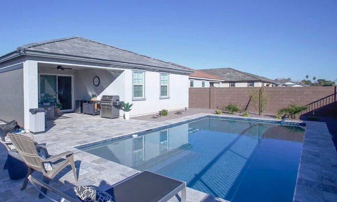 Glendale Maison | 4BR Home Near State Farm Stadium with Pool & Patio