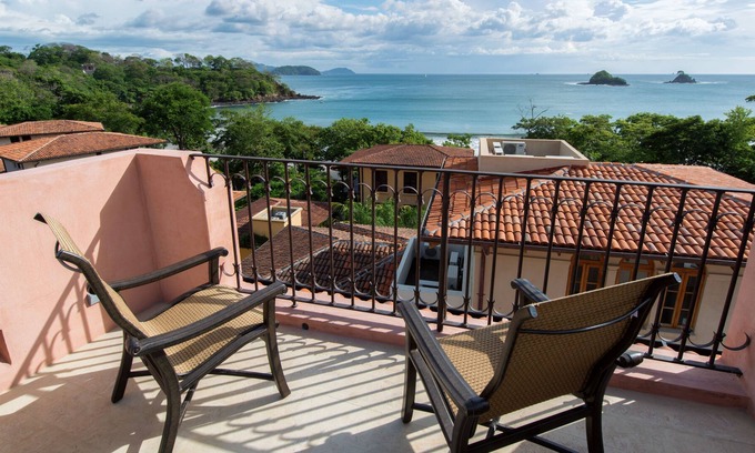 Las Catalinas Maison | 4BR Home Splendid Ocean Views and Plunge Pool in Las Catalinas Beach Town