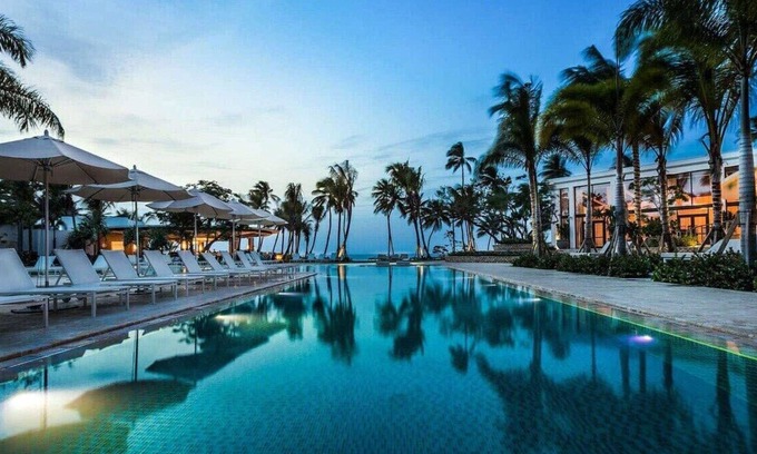 Dorado Pueblo Maison | 4BR Spectacular Waterfall Villa @ Dorado beach