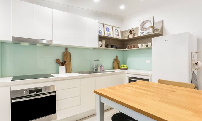 Haymarket Appartement | 4mins walk to Central! Unique 2 Bed Terrace Home