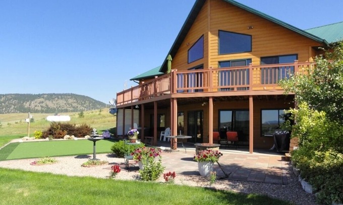 Sundance Maison | 5 Acre Custom Home for Rally
