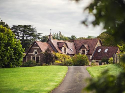 Halmonds Frome Maison | 5 Bed in Bishops Frome 75602