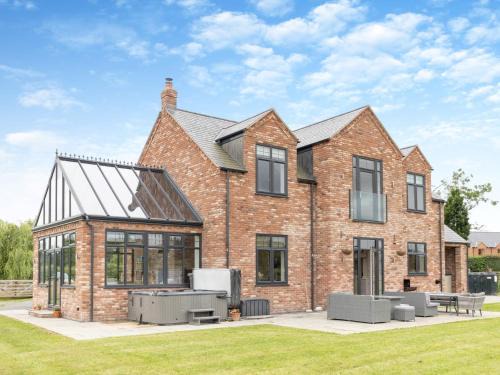 Llanymynech Maison | 5 Bed in Shrewsbury 80686