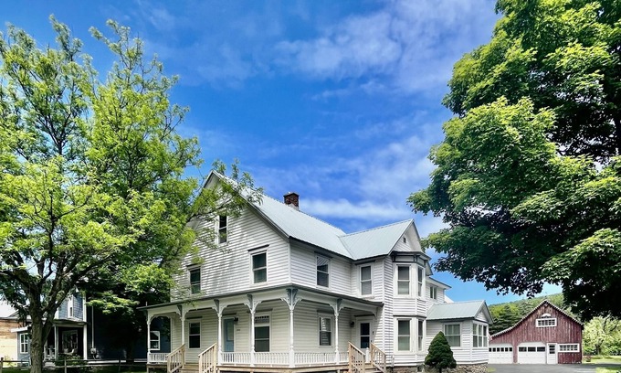 Hartwick Maison | Private home near Cooperstown, Dreams Park & All Star Village. Sleeps 13.
