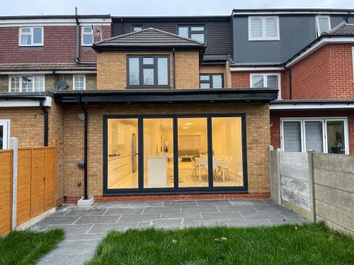 Fairlop Appartement | 5 Bedroom Modern and Spacious House in London