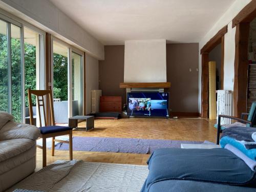 Auneau Maison | 5 Chambres dans une grande maison