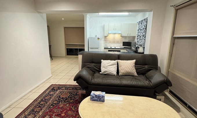 Bundoora Maison | 5 Ensuite Bedrooms for Ultimate Comfort with Every Convenience-Bundoora